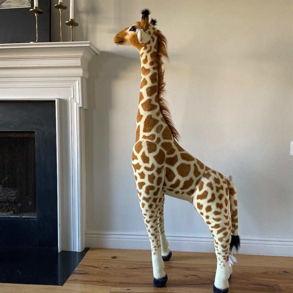 Melissa and dough giraffe